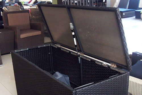  储物箱用压缩气弹簧